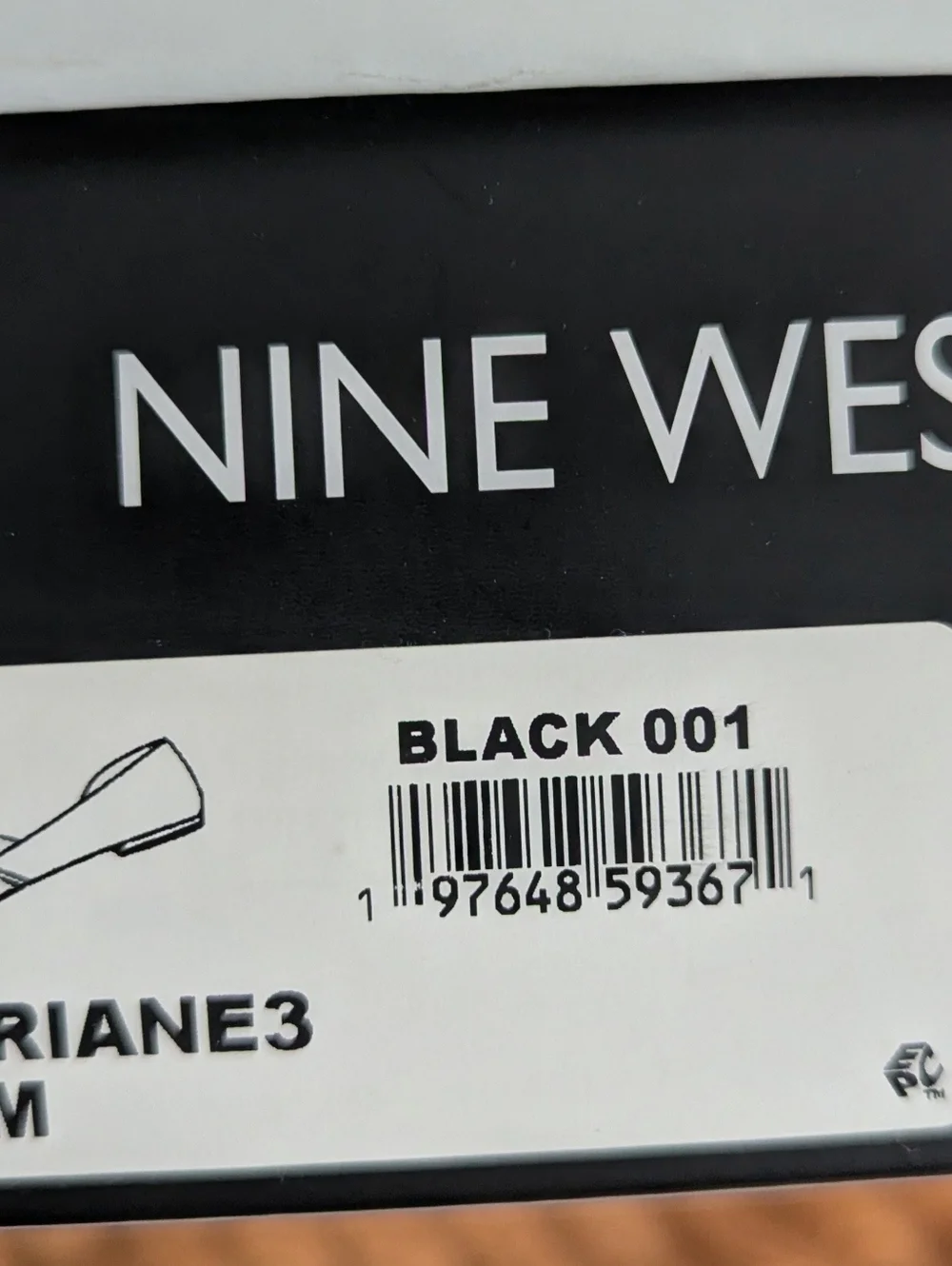Nine West Black Pointed Toe Knot Flats